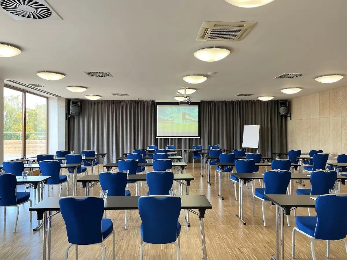 Blue Orange Resort Praha Hotel