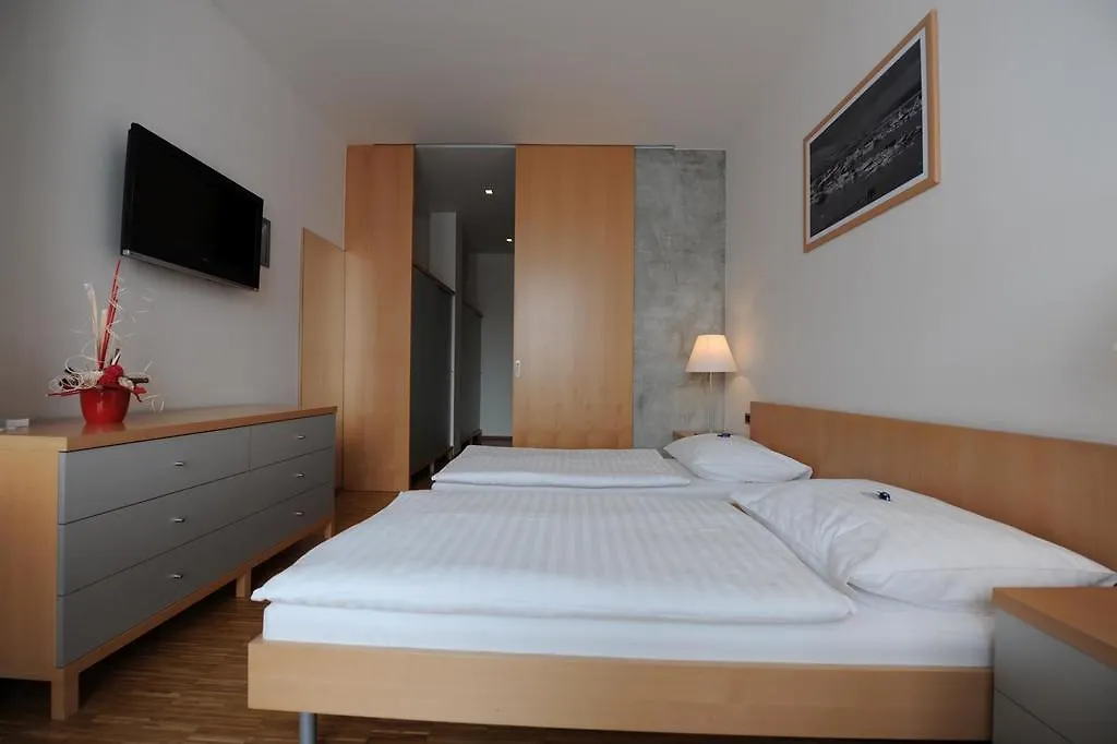 Hotel Blue Orange Resort Prague