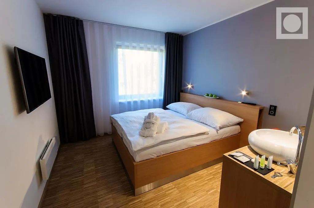 Blue Orange Resort Prague Hotel